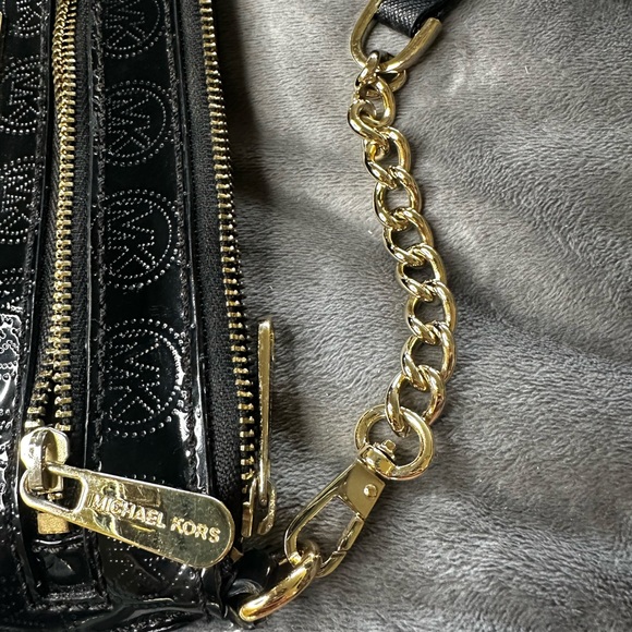 Authentic Michael Kors purse. NWT - Picture 5 of 5